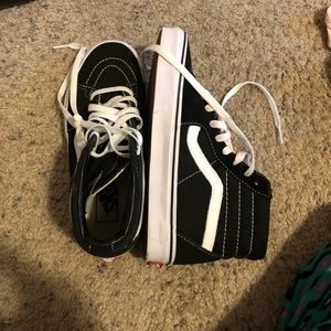 High top black vans